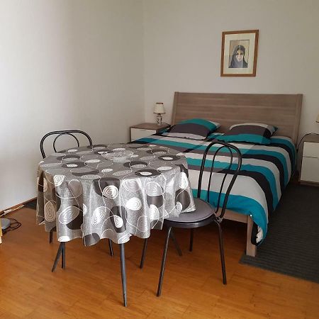 Villa Le Rabailly Merenvielle Екстер'єр фото
