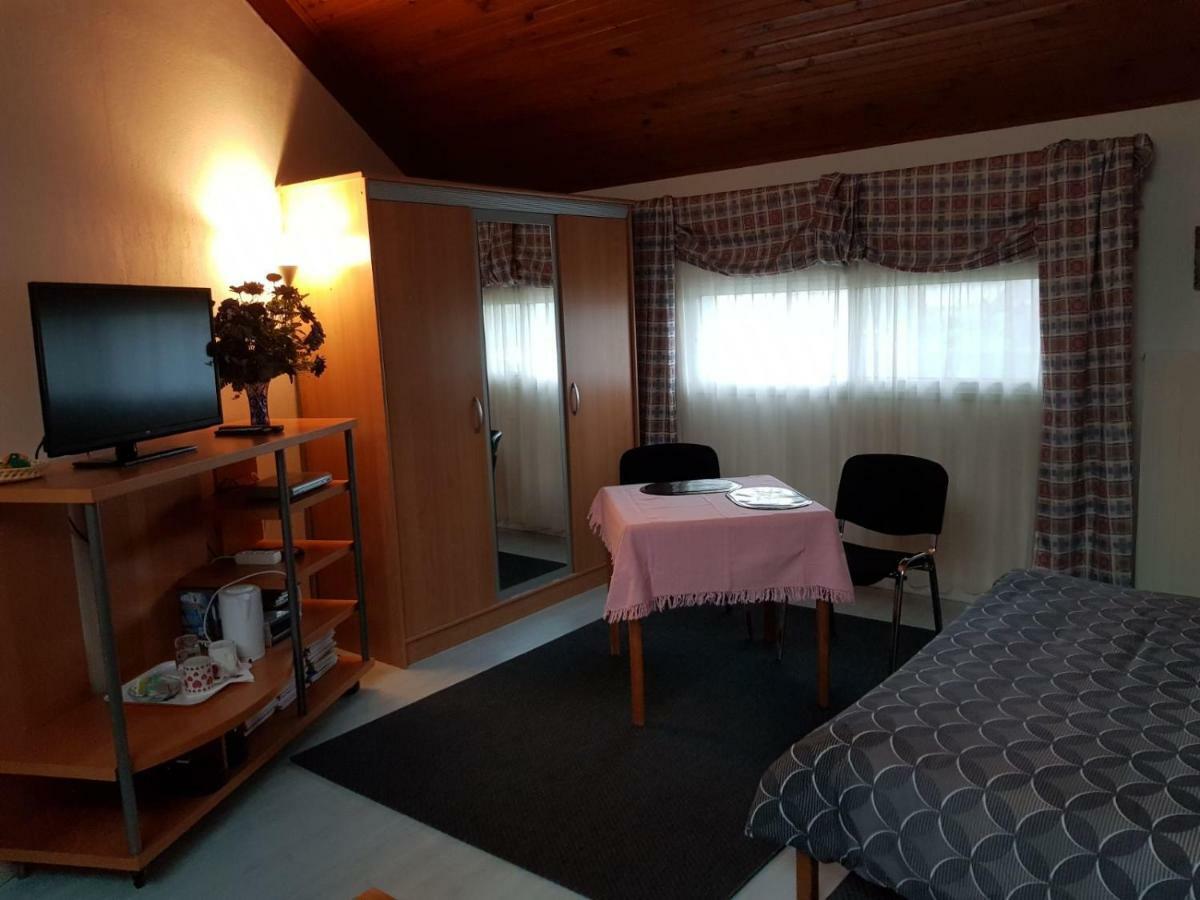 Villa Le Rabailly Merenvielle Екстер'єр фото